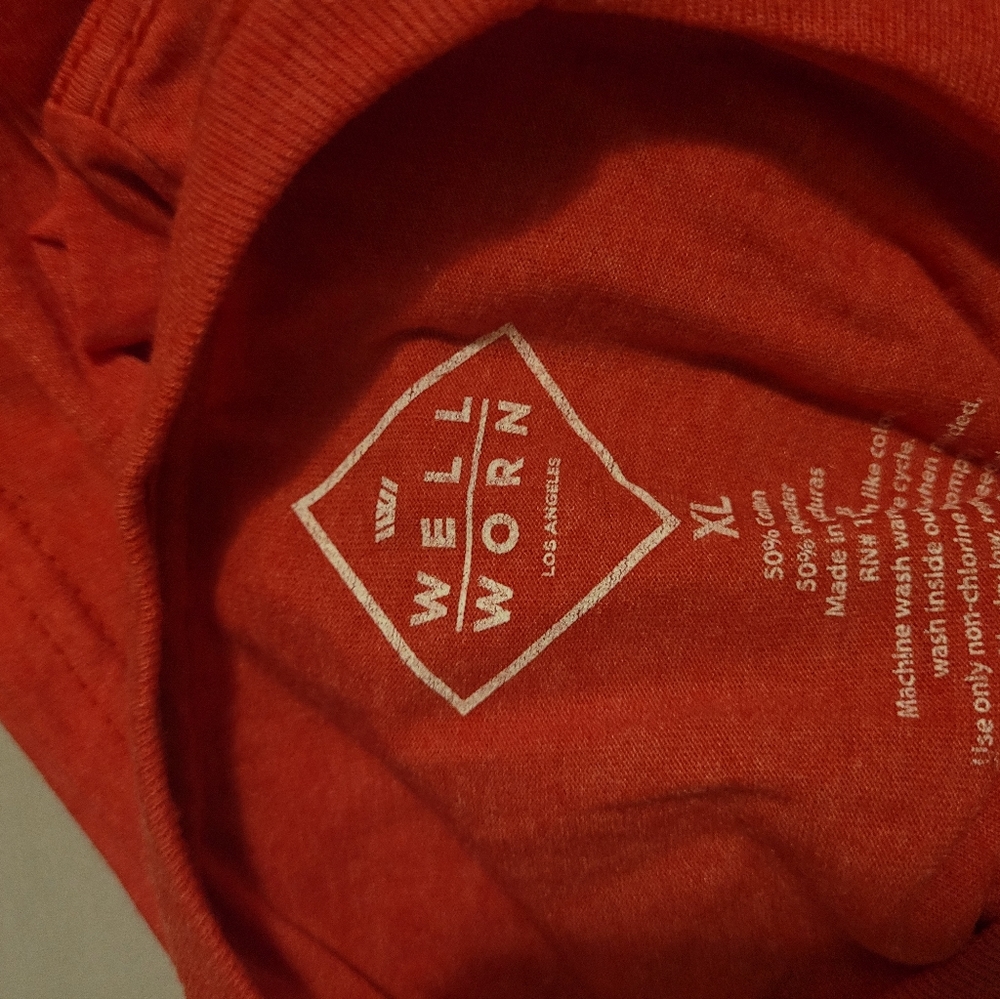 Shirt - Picture 3 of 4